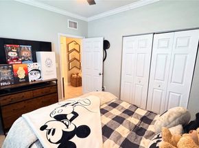 280 NE 35th St, Oakland Park FL 33334