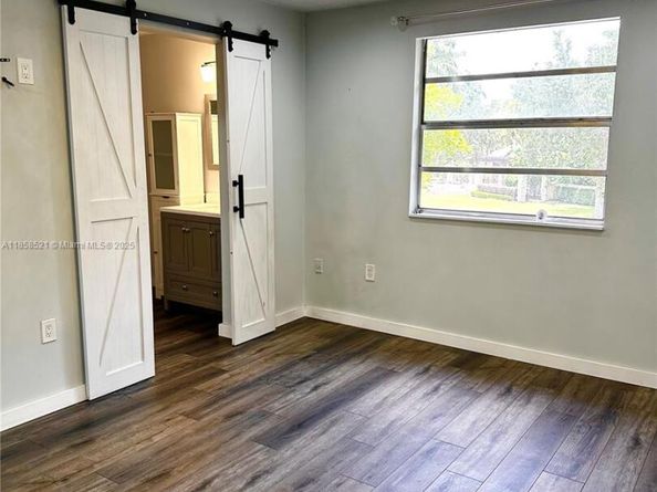 506 Danville Ter, Davie FL 33325