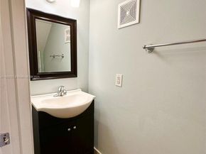 506 Danville Ter, Davie FL 33325