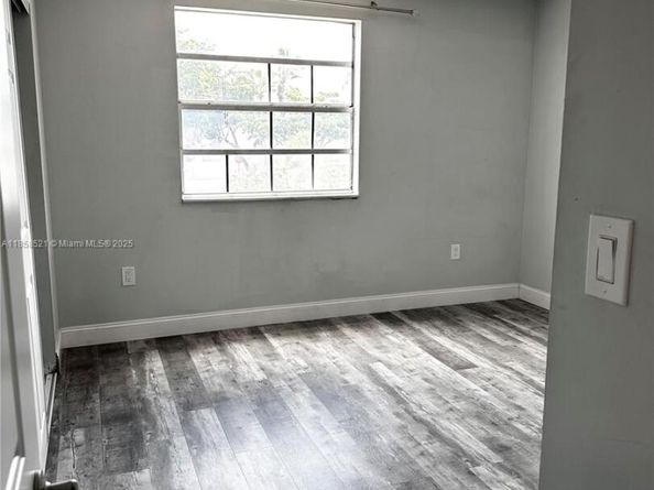 506 Danville Ter, Davie FL 33325