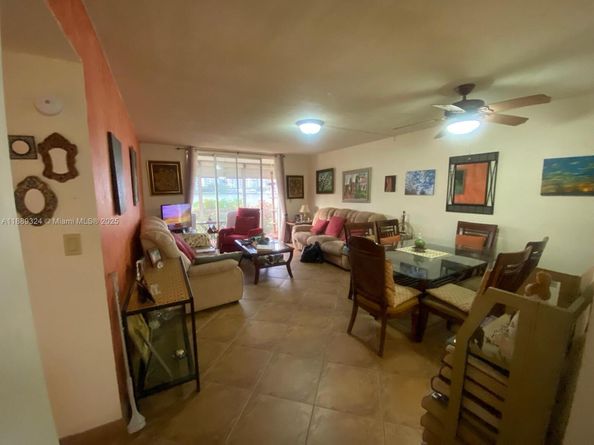 2929 Point East Dr A108, Aventura FL 33160