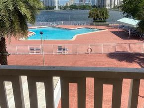 2929 Point East Dr A108, Aventura FL 33160