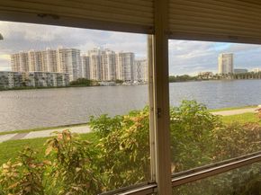 2929 Point East Dr A108, Aventura FL 33160