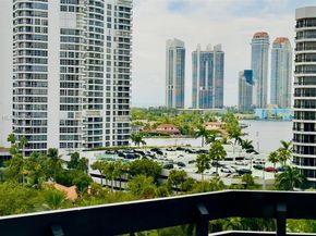3500 Mystic Pointe Dr 1107, Aventura FL 33180