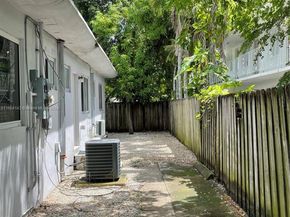 3181 NW 5th Ave, Miami FL 33127