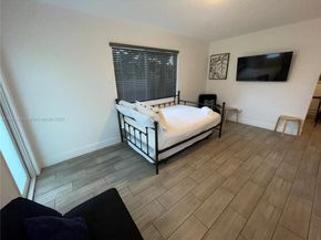 3181 NW 5th Ave, Miami FL 33127