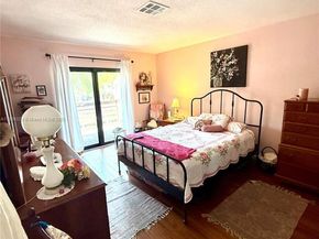 2111 NE 14th Ave, Hollywood FL 33020