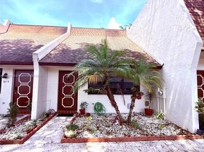 2111 NE 14th Ave, Hollywood FL 33020