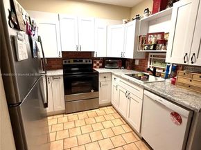 2111 NE 14th Ave, Hollywood FL 33020