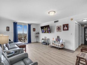 900 SW 8th St 1603, Miami FL 33130