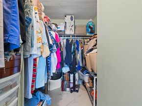 821 NE 207th Ln 1021, Miami FL 33179