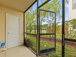 821 NE 207th Ln 1021, Miami FL 33179