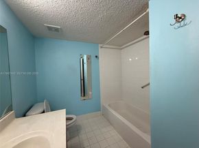 9907 Westwood Dr 212, Tamarac FL 33321