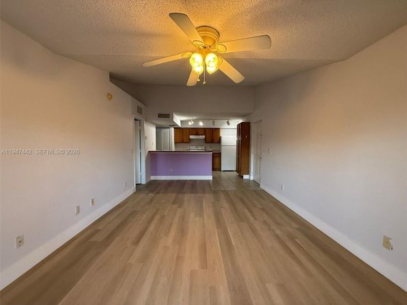 9907 Westwood Dr 212, Tamarac FL 33321