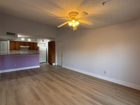 9907 Westwood Dr 212, Tamarac FL 33321