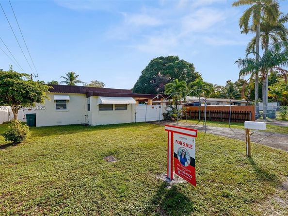 1464 SW 29th Ave, Fort Lauderdale FL 33312