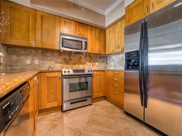 1755 E Hallandale Beach Blvd 608E, Hallandale Beach FL 33009