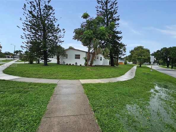 3801 NW 6th St, Lauderhill FL 33311