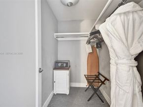 1435 Brickell Ave 3308, Miami FL 33131