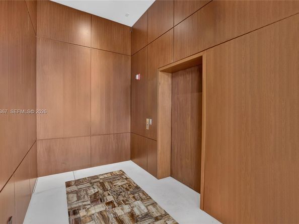 2600 Island Blvd PH1, Aventura FL 33160