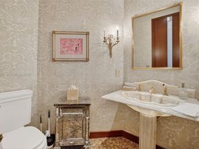 2600 Island Blvd PH1, Aventura FL 33160