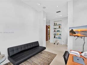 2600 Island Blvd PH1, Aventura FL 33160