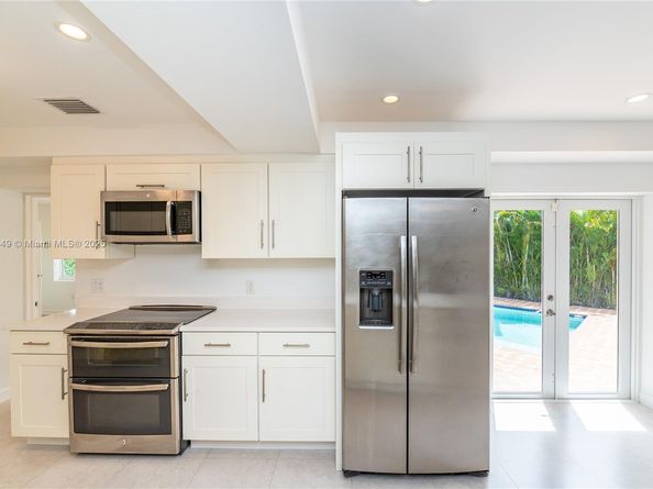 1820 Ferdinand St, Coral Gables FL 33134