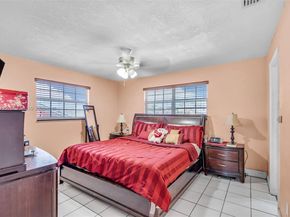 9085 Grand Canal Dr, Miami FL 33174