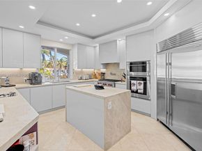 2125 Ixora Rd, North Miami FL 33181