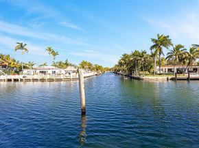 2125 Ixora Rd, North Miami FL 33181