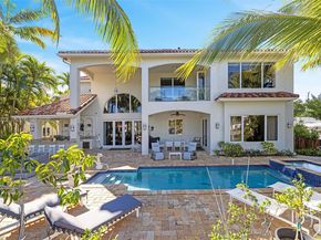 2125 Ixora Rd, North Miami FL 33181