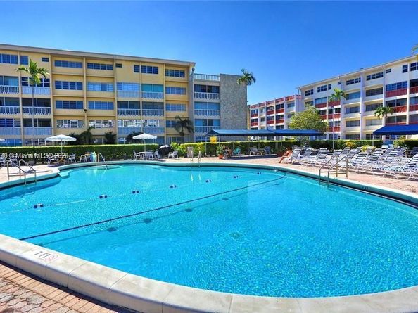 330 SE 2nd St 103G, Hallandale Beach FL 33009