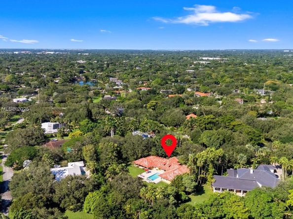 6500 SW 127th St, Pinecrest FL 33156