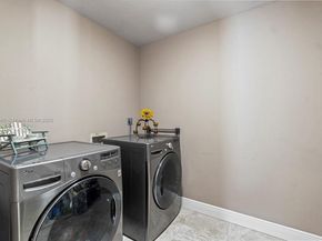 6500 SW 127th St, Pinecrest FL 33156