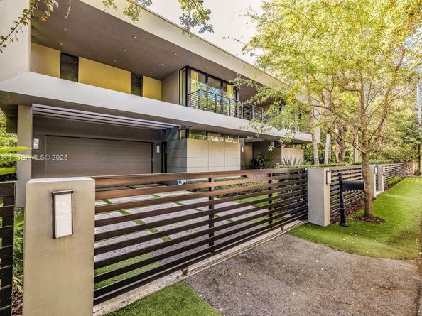 3232 Emathla St, Miami FL 33133