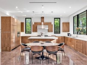 3232 Emathla St, Miami FL 33133