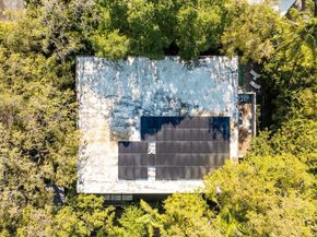 3232 Emathla St, Miami FL 33133