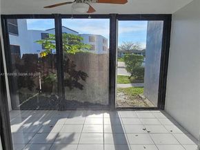 211 Lake Pointe Dr 102, Oakland Park FL 33309