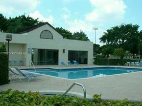 211 Lake Pointe Dr 102, Oakland Park FL 33309