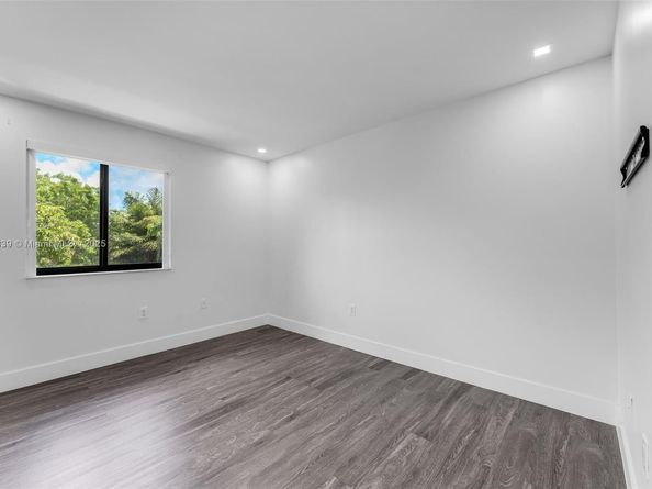 12403 SW 140th St, Miami FL 33186