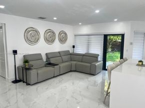 12403 SW 140th St, Miami FL 33186