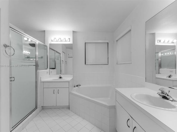 12403 SW 140th St, Miami FL 33186