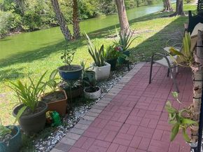 35 Camden B, West Palm Beach FL 33417