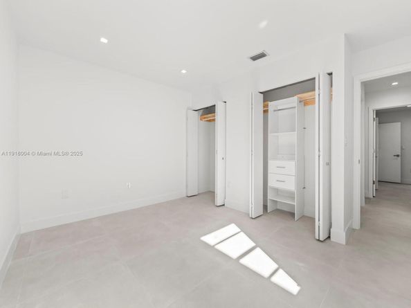 6885 NW 169th St 66D, Hialeah FL 33015