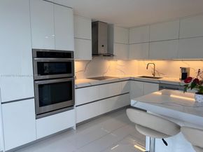 6423 Collins Ave 1001, Miami Beach FL 33141