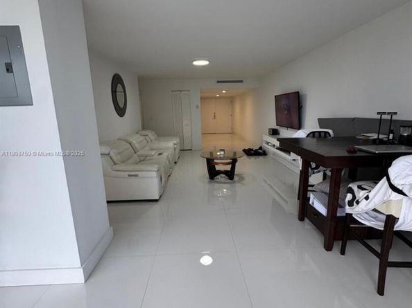 6423 Collins Ave 1001, Miami Beach FL 33141