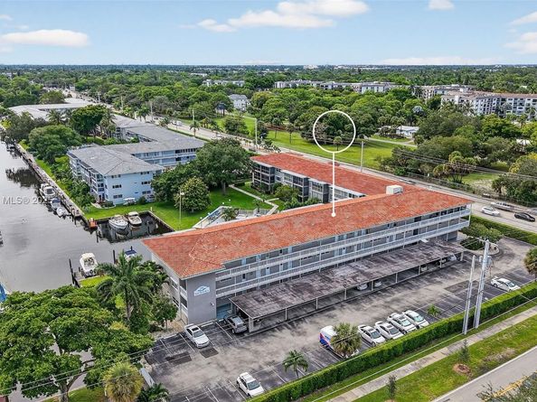 900 SW 12th St 305, Fort Lauderdale FL 33315