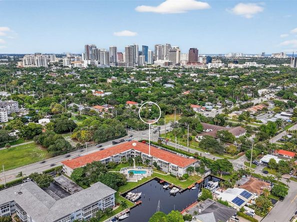 900 SW 12th St 305, Fort Lauderdale FL 33315