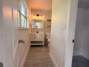 809 NW 12th Ave, Fort Lauderdale FL 33311