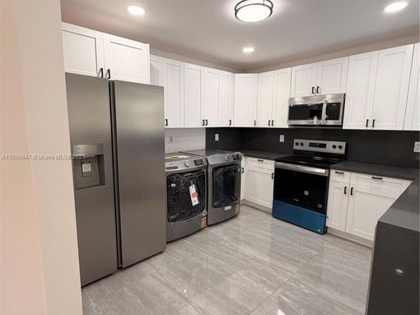 809 NW 12th Ave, Fort Lauderdale FL 33311